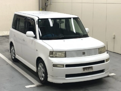 TOYOTA BB