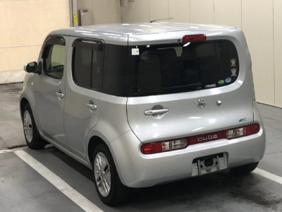 NISSAN CUBE