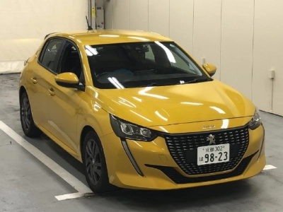PEUGEOT 208