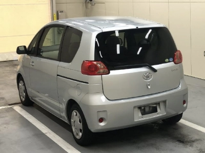 TOYOTA PORTE