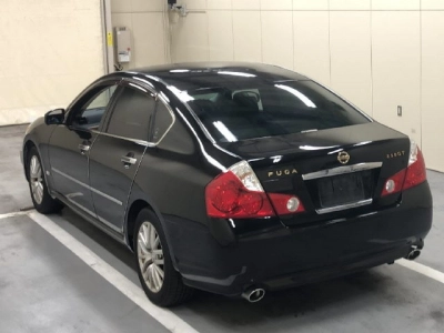 NISSAN FUGA