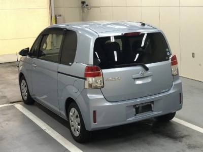 TOYOTA SPADE