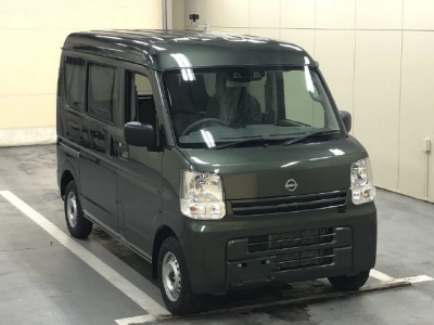 NISSAN CLIPPER