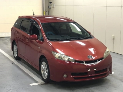 TOYOTA WISH