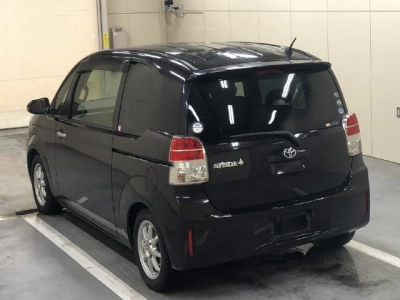 TOYOTA SPADE