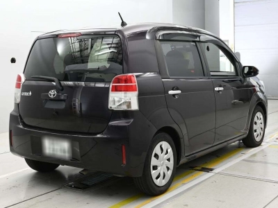 TOYOTA SPADE
