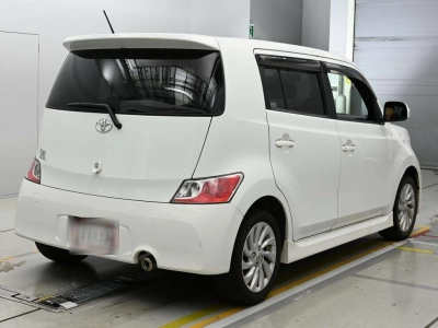 TOYOTA BB