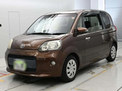 TOYOTA PORTE