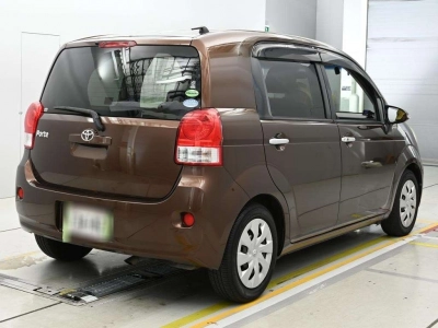 TOYOTA PORTE