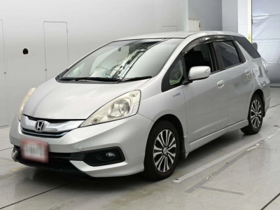 HONDA FIT SHUTTLE HYBRID