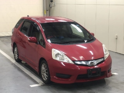 HONDA FIT SHUTTLE