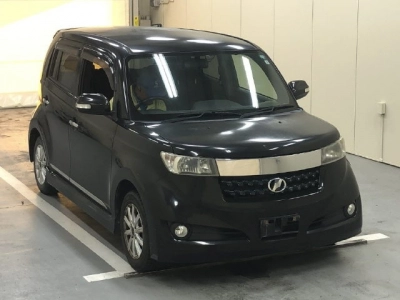 TOYOTA BB