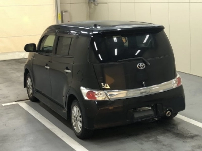 TOYOTA BB