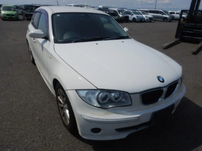 BMW 1 SERIES