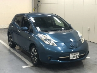 NISSAN LEAF
