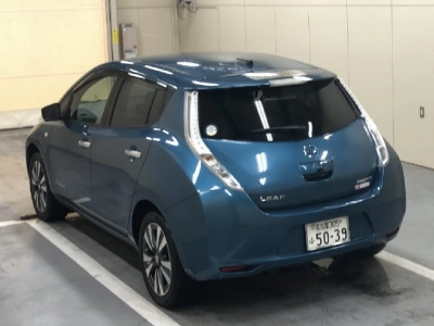 NISSAN LEAF