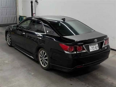 TOYOTA CROWN HYBRID