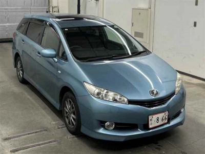 TOYOTA WISH