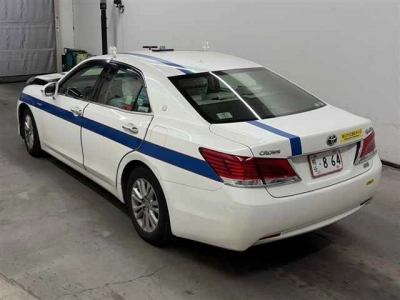 TOYOTA CROWN HYBRID