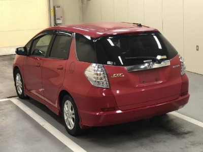 HONDA FIT SHUTTLE