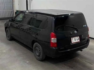 TOYOTA SUCCEED VAN