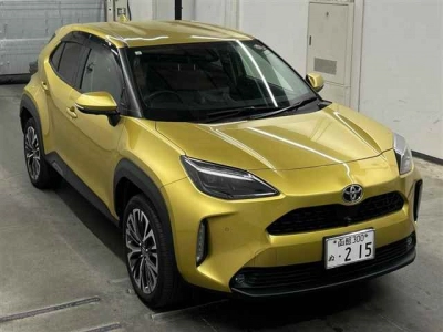 TOYOTA YARIS CROSS