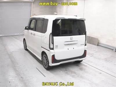 HONDA N BOX CUSTOM