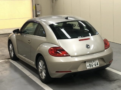 VOLKSWAGEN BEETLE