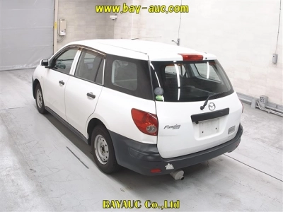MAZDA FAMILIA VAN