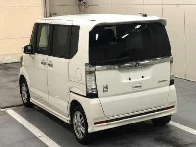 HONDA N BOX CUSTOM