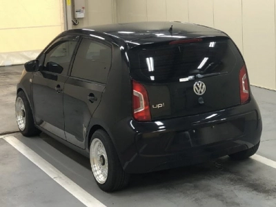 VOLKSWAGEN UP!