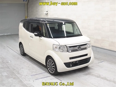HONDA N-BOX SLASH