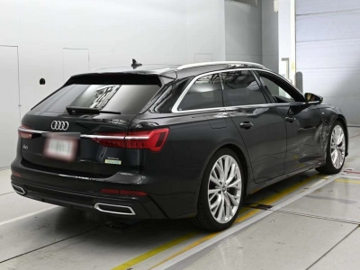 AUDI A6 AVANTE