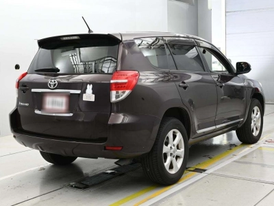 TOYOTA VANGUARD