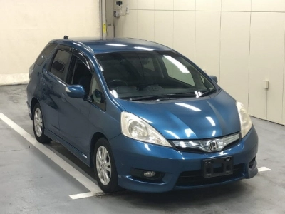 HONDA FIT SHUTTLE