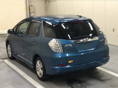 HONDA FIT SHUTTLE