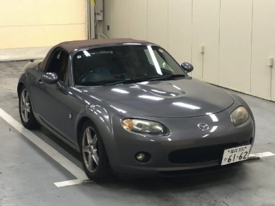 MAZDA ROADSTER