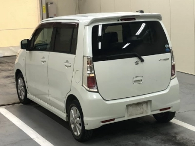 SUZUKI WAGON R STINGRAY