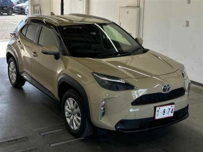 TOYOTA YARIS CROSS