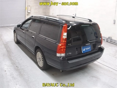 VOLVO V70