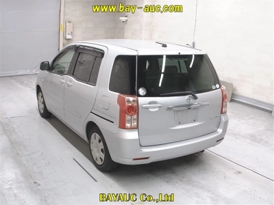 TOYOTA RAUM