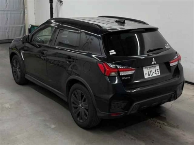 MITSUBISHI RVR