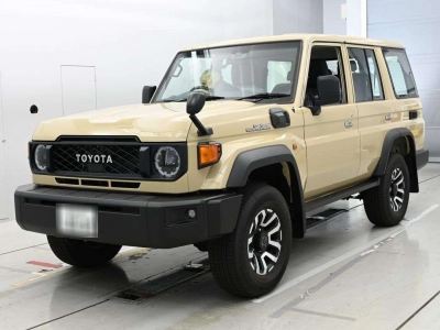 TOYOTA LAND CRUISER 70