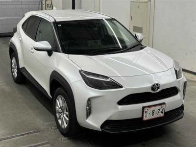 TOYOTA YARIS CROSS