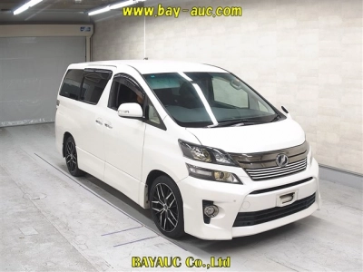 TOYOTA VELLFIRE