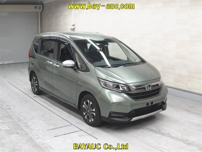 HONDA FREED + HYBRID