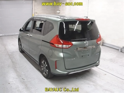 HONDA FREED + HYBRID
