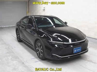 TOYOTA CROWN CROSSOVER