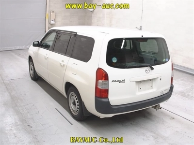 MAZDA FAMILIA VAN