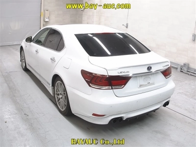 LEXUS LS